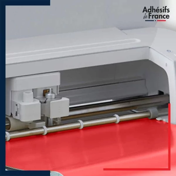 machine découpe adhesif vinyle Carmine Red