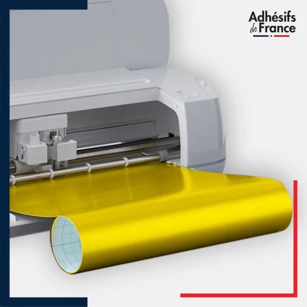 machine découpe rouleau d'adhésif vinyle jaune cadmium